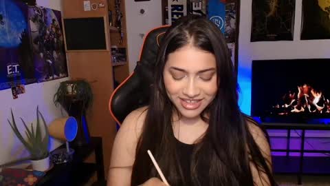 lolaasmith_21 online show from 05.14.26