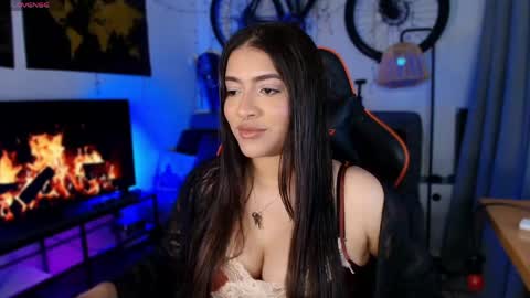 lolaasmith_21 online show from 05.24.26