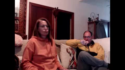 Snapshot of lolahueso chatting on 01.30.25 LOLA HUESO y ERIC online show from 01.30.25