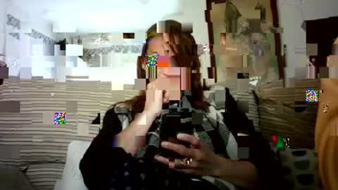 Snapshot of lolahueso chatting on 02.11.25 LOLA HUESO y ERIC online show from 02.11.25