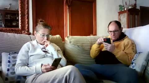 Snapshot of lolahueso chatting on 02.14.25 LOLA HUESO y ERIC online show from 02.14.25