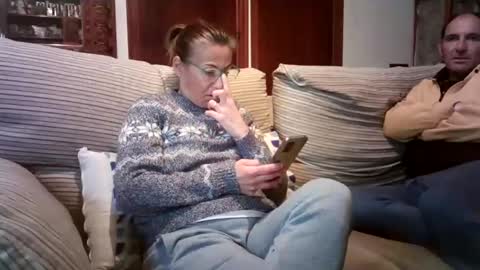 Snapshot of lolahueso chatting on 02.15.25 LOLA HUESO y ERIC online show from 02.15.25