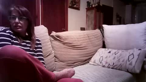 Snapshot of lolahueso chatting on 02.16.25 LOLA HUESO y ERIC online show from 02.16.25