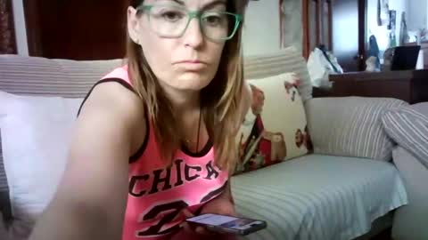 Snapshot of lolahueso chatting on 02.17.25 LOLA HUESO y ERIC online show from 02.17.25