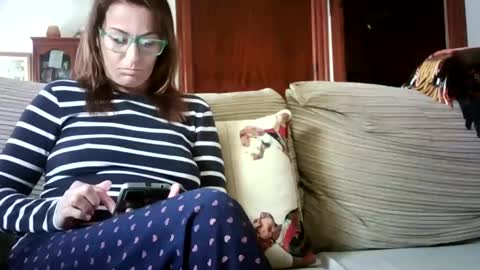 Snapshot of lolahueso chatting on 02.19.25 LOLA HUESO y ERIC online show from 02.19.25