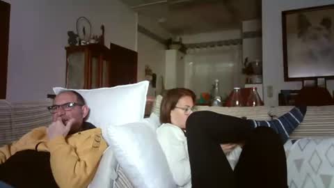 Snapshot of lolahueso chatting on 02.24.25 LOLA HUESO y ERIC online show from 02.24.25