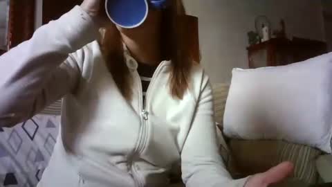 Snapshot of lolahueso chatting on 03.03.25 LOLA HUESO y ERIC online show from 03.03.25