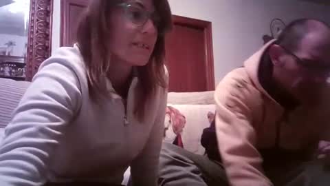 Snapshot of lolahueso chatting on 03.03.25 LOLA HUESO y ERIC online show from 03.03.25
