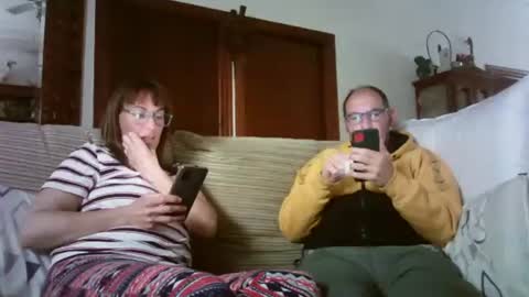 Snapshot of lolahueso chatting on 03.05.25 LOLA HUESO y ERIC online show from 03.05.25