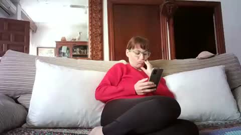 Snapshot of lolahueso chatting on 03.09.25 LOLA HUESO y ERIC online show from 03.09.25