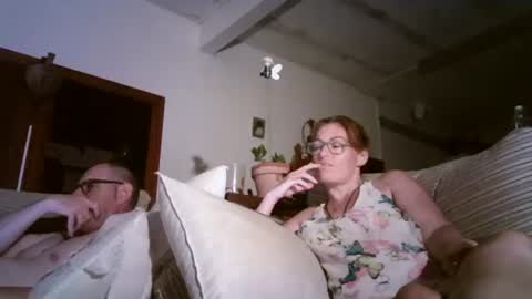 Snapshot of lolahueso chatting on 09.17.25 LOLA HUESO y ERIC online show from 09.17.25