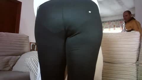 LOLA HUESO y ERIC online show from 12.23.25