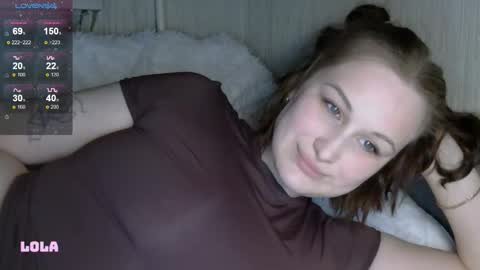 Snapshot of lolalibellule chatting on 10.27.25 Lola online show from 10.27.25