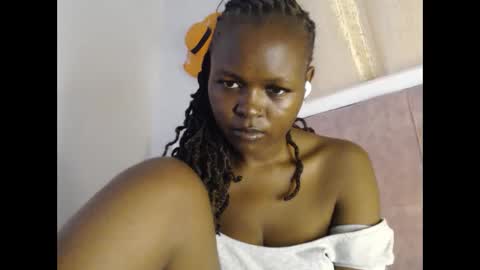 lolamia7 online show from 12.03.25