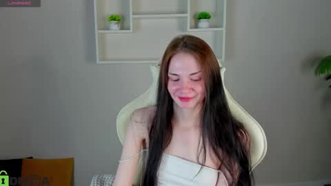 Lola online show from 10.30.25