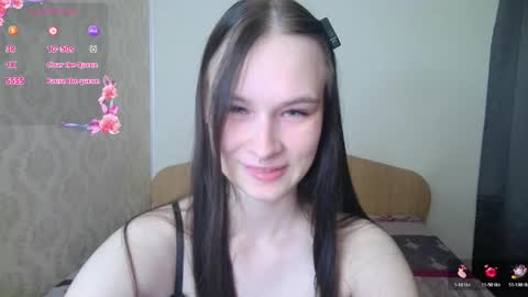 Snapshot of lolavibe6 chatting on 05.24.26 Lola online show from 05.24.26