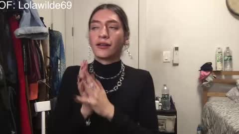 Snapshot of lolita_wilde390 chatting on 10.14.25 Lolita Wildes Back online show from 10.14.25