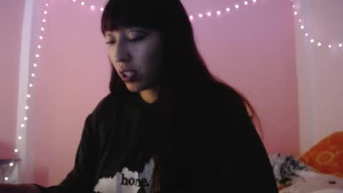 Lolita  online show from 03.05.25