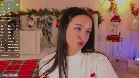 Snapshot of lolly_neal chatting on 12.23.25 Lolly online show from 12.23.25