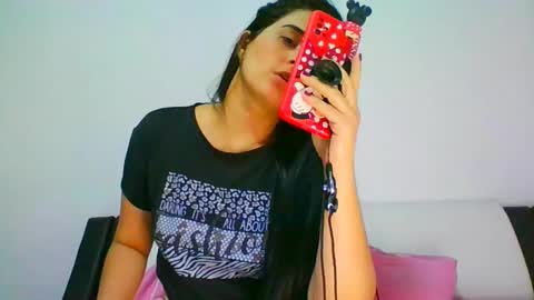 Snapshot of lomaslindosoyyo chatting on 02.09.25 estehfania online show from 02.09.25