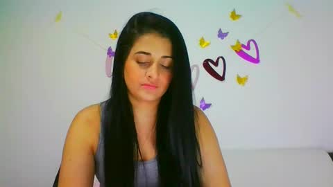 Snapshot of lomaslindosoyyo chatting on 02.17.25 estehfania online show from 02.17.25
