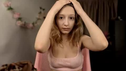 Snapshot of lonadejonge chatting on 06.19.26 Sane online show from 06.19.26
