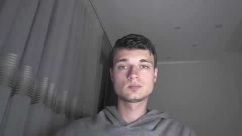 Snapshot of london_tomy chatting on 12.22.25 london_tomy online show from 12.22.25