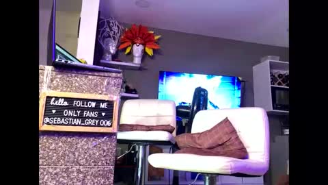 Snapshot of lone_wolf_3x chatting on 03.11.26 lone_wolf_3x online show from 03.11.26