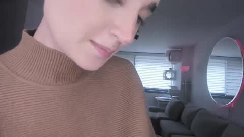 Snapshot of lonelly_lolly98 chatting on 02.10.25 SABRINA online show from 02.10.25