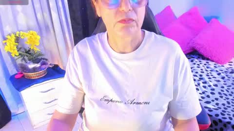 Snapshot of lonely_shewolf chatting on 09.24.25 Jennifer online show from 09.24.25