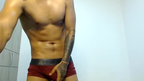 Snapshot of lonelydick2002 chatting on 01.30.25 lonelydick2002 online show from 01.30.25