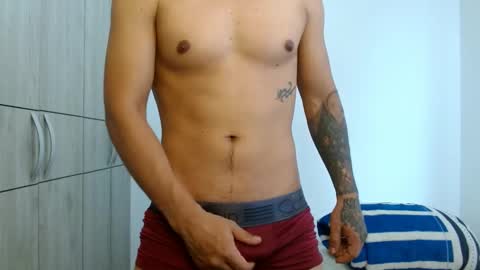 Snapshot of lonelydick2002 chatting on 02.03.25 lonelydick2002 online show from 02.03.25