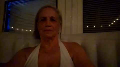 lonelylana1955 online show from 10.14.25