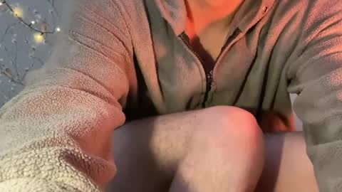Snapshot of lonelysunset chatting on 05.01.26 PVT AND MENU ACTIVE online show from 05.01.26