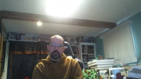 Snapshot of longandcut99 chatting on 03.16.26 longandcut99 online show from 03.16.26