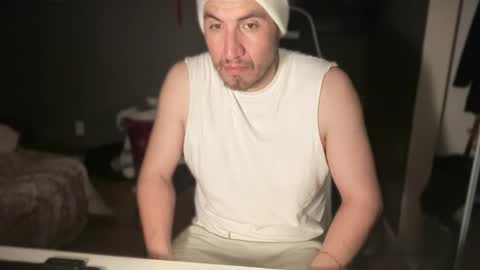 Snapshot of longdeee587367 chatting on 03.20.26 longdeee587367 online show from 03.20.26