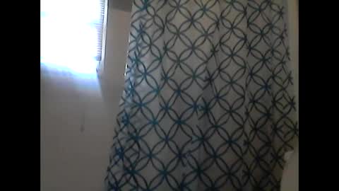 Snapshot of longjohnpurp29 chatting on 09.25.25 how can i plz u online show from 09.25.25