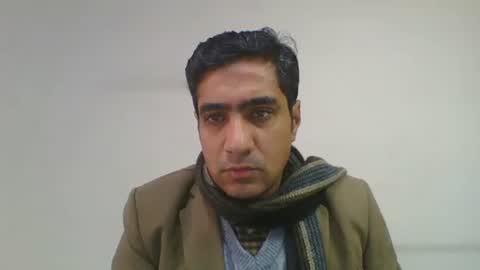 Snapshot of longthick1985 chatting on 12.31.24 Lleida-man online show from 12.31.24