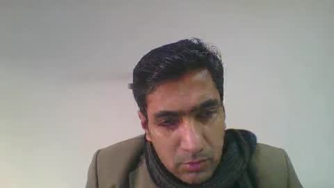 Snapshot of longthick1985 chatting on 01.01.25 Lleida-man online show from 01.01.25