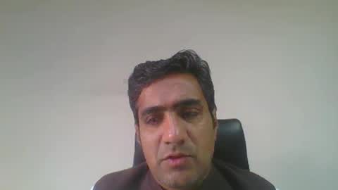 Snapshot of longthick1985 chatting on 02.28.25 Lleida-man online show from 02.28.25