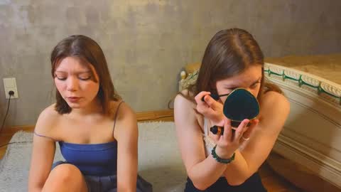  Adele Ellie and Lou   Sally Dana and Bonnie online show from 03.07.26
