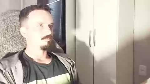 Snapshot of lookaz4010 chatting on 10.07.25 Lucas online show from 10.07.25