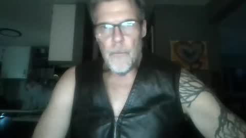 Snapshot of lookin4leather chatting on 02.08.26 LOVE LEATHER online show from 02.08.26