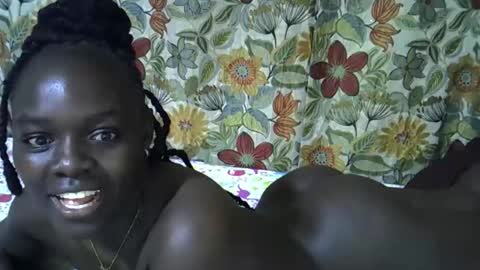 lora_amor online show from 04.04.26