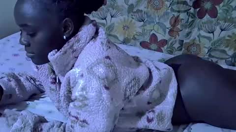 lora_amor online show from 05.03.26