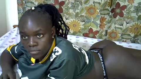 lora_amor online show from 08.05.26