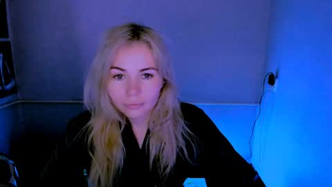 Lora online show from 04.21.26