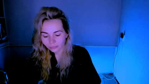 Lora online show from 04.23.26