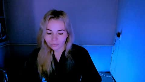 Lora online show from 04.24.26