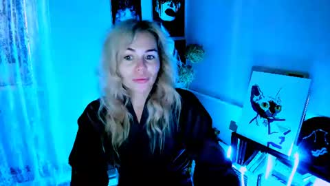 Snapshot of loraboyar chatting on 07.17.26 Lora online show from 07.17.26